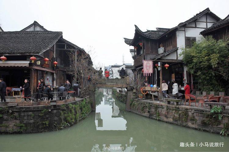 篮球运动员营救